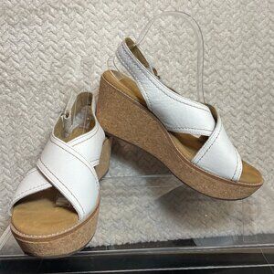 Clarks Artisans Aisley Tulip White Leather Sandal Wedges Size 7E